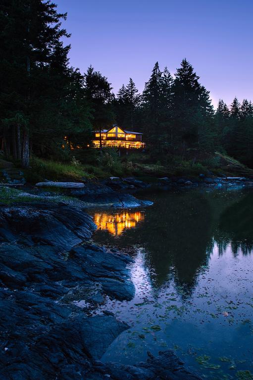 Gowlland Harbour Resort Heriot Bay Esterno foto