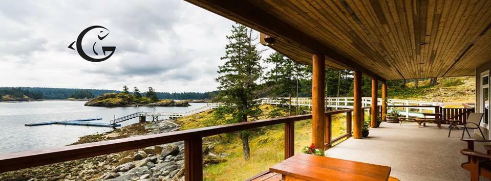 Gowlland Harbour Resort Heriot Bay Esterno foto
