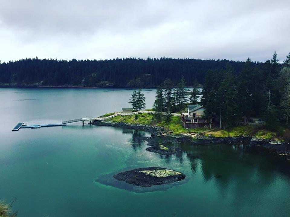 Gowlland Harbour Resort Heriot Bay Esterno foto